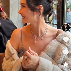 Elegant  Pearl Drop Necklace (new )